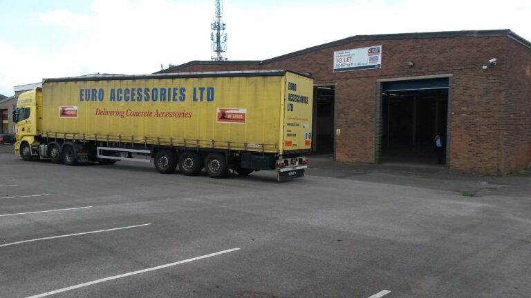 Euro Accessories Ltd move to SEGRO’s Kingsland Business Park, Basingstoke