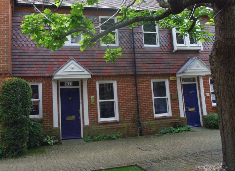 Curchod & Co advises on Farnham town centre office letting