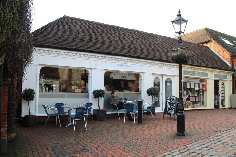 Farnham retail property let to Coffee Diem