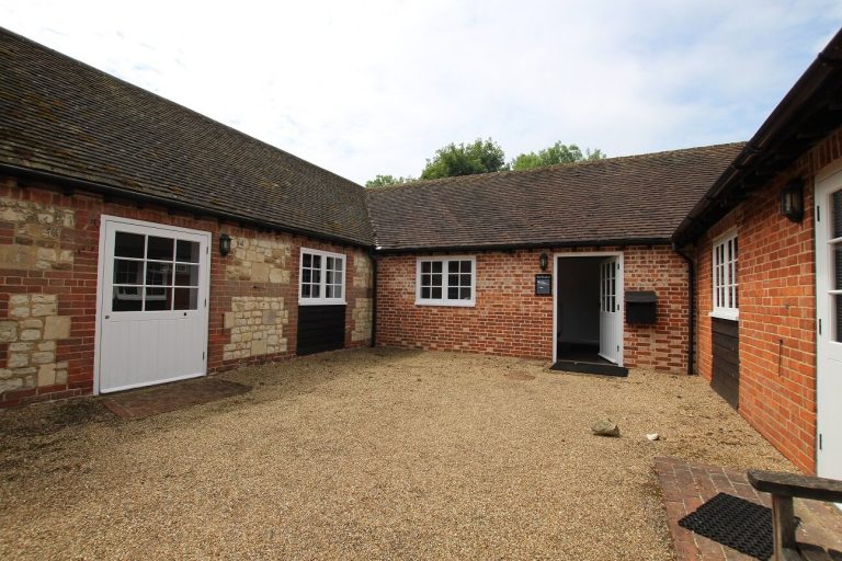 The Stables at Shoelands Farm, Puttenham secures new tenant