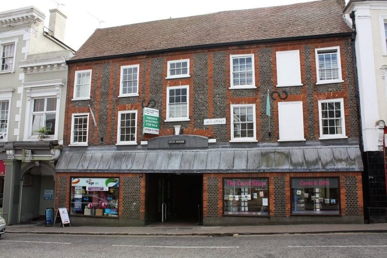 Mixed use property investment sold in Leighton Buzzard, Bedfordshire