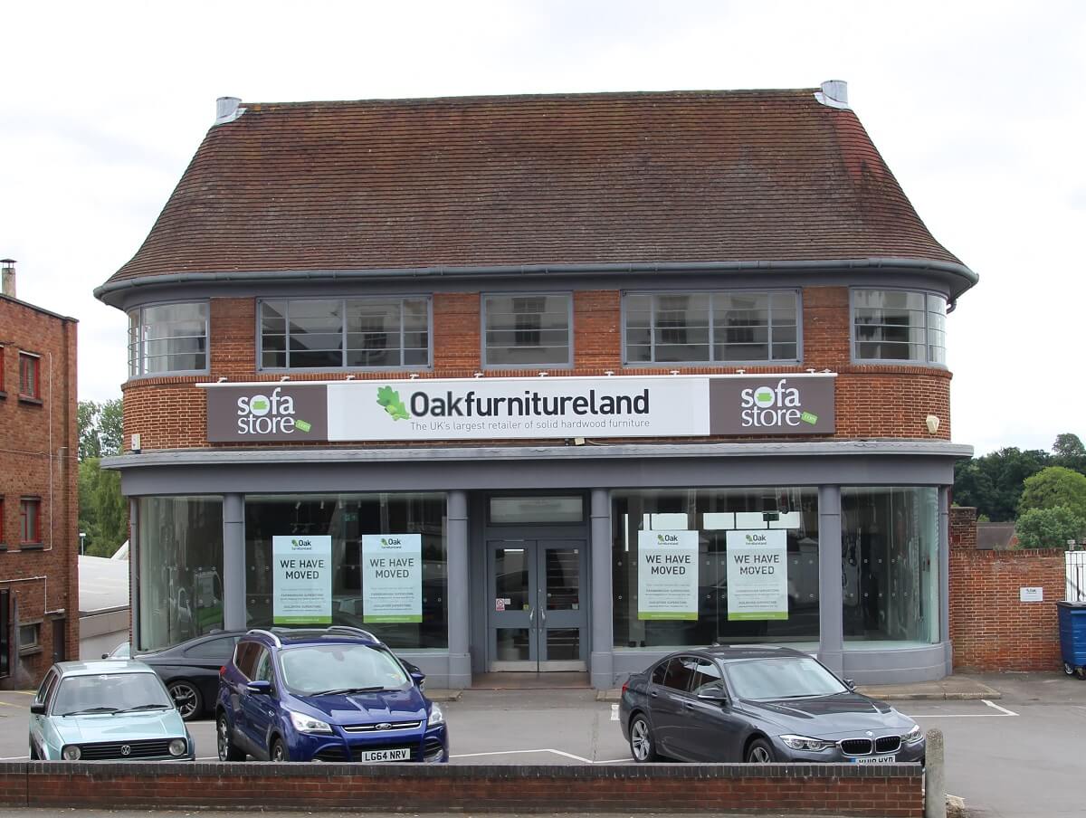 New veterinary hospital to open following retail property letting in