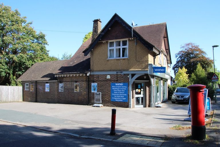 Sale of retail property investment in Farnham