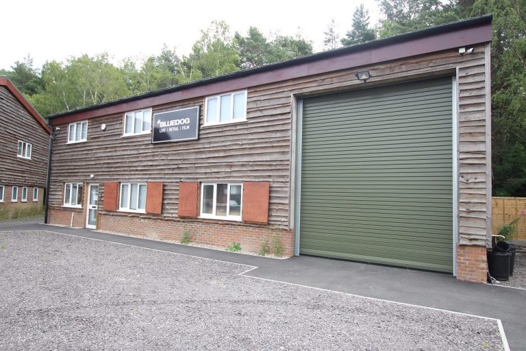 Olive Studio, Timber Yard, Tilford Letting