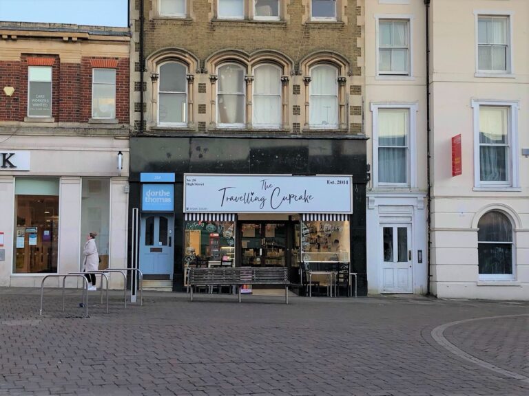 Prime retail letting in Andover