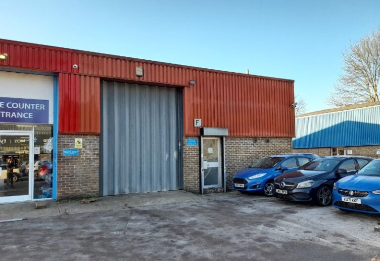 Curchod & Co secures prime Winchester trade park unit letting amidst industrial space shortage