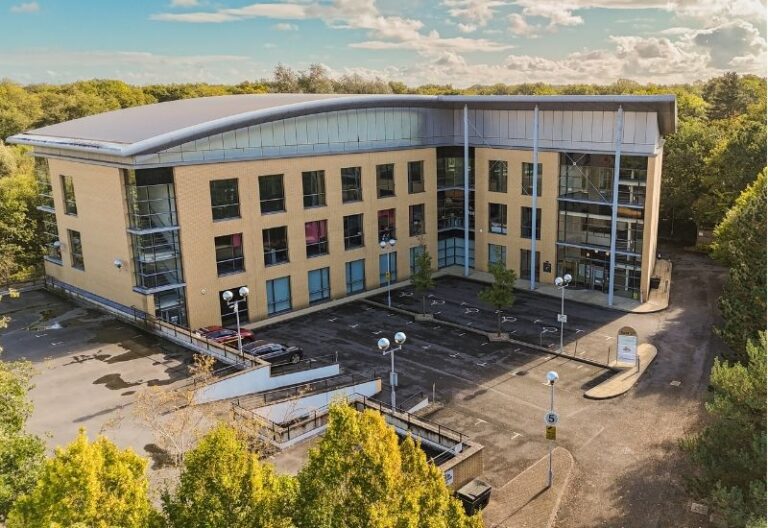 Curchod & Co appointed as joint agent with Hurst Warne on 14,514 sq ft of prime office space at ‘Fleet 27’ on Ancells Business Park, Fleet, Hampshire.