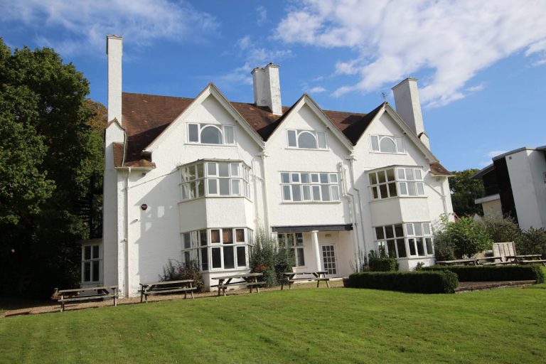 Bentley Hall, Alton, GU34 4PU