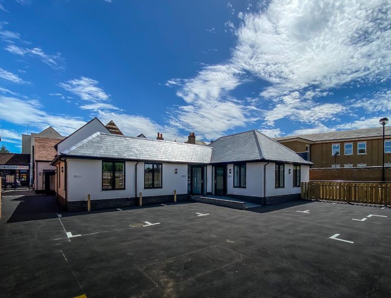 The George, 45 Guildford Street, Chertsey, KT16 9BA