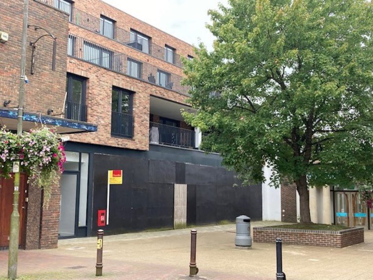 15-17 Obelisk Way, Camberley