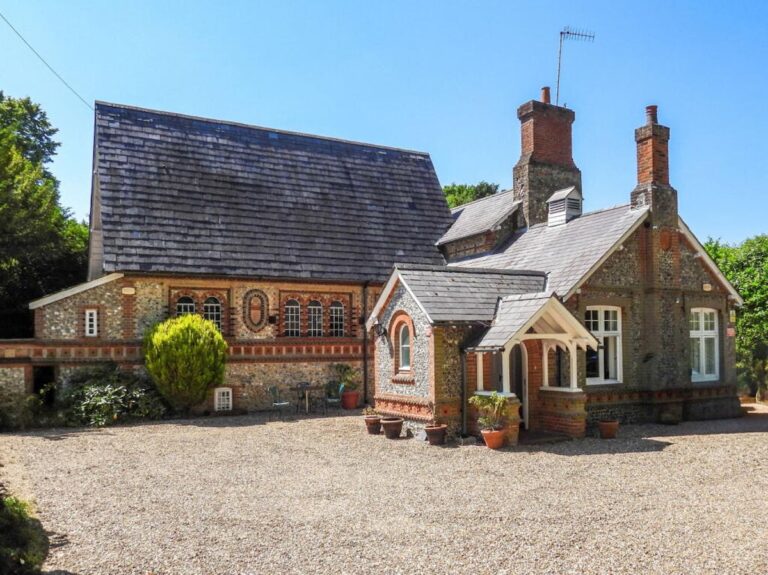 Ockham Road South, East Horsley