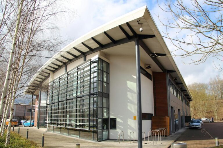 6 The Enterprise Centre, Coxbridge Business Park, Farnham, GU10 5EH