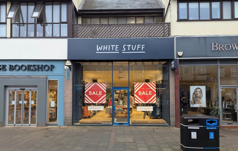 22B High Street, Weybridge