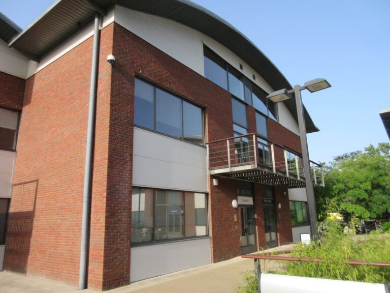 Ground Floor, Unit 15 Horizon Business Village, Weybridge, KT13 0TJ