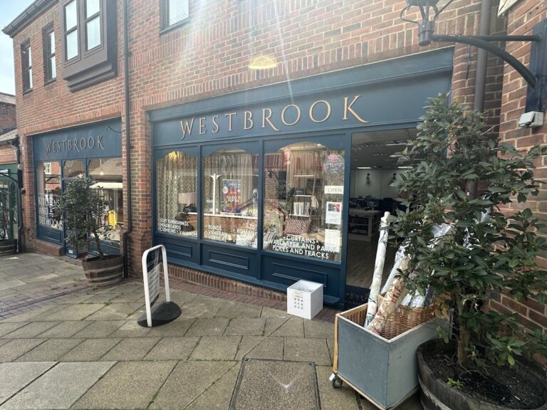 11 Westbrook Walk, Alton