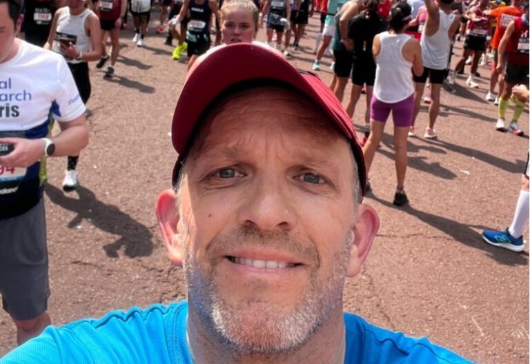 Nick Reeve completes the London Marathon in aid of Phyllis Tuckwell Hospice