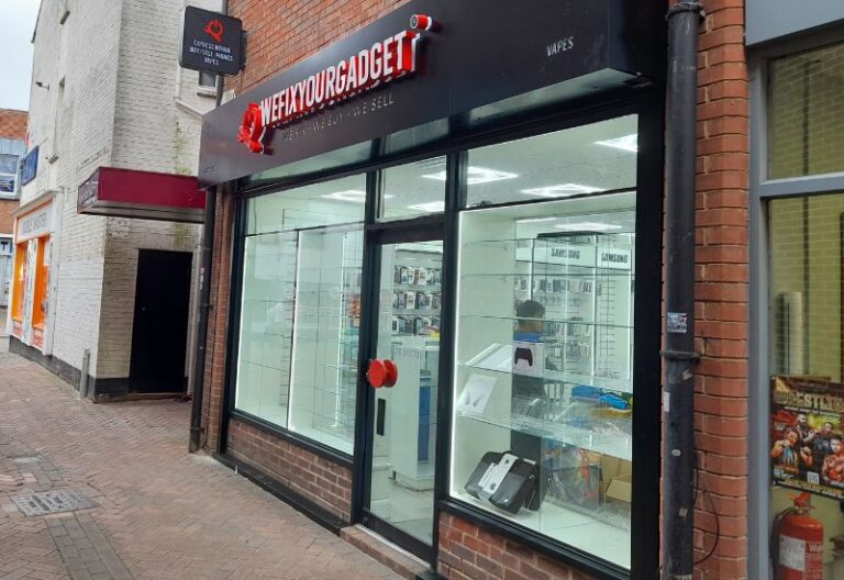 Gadget repair shop relocates to Ground Floor Unit 1 Potters Walk, Basingstoke