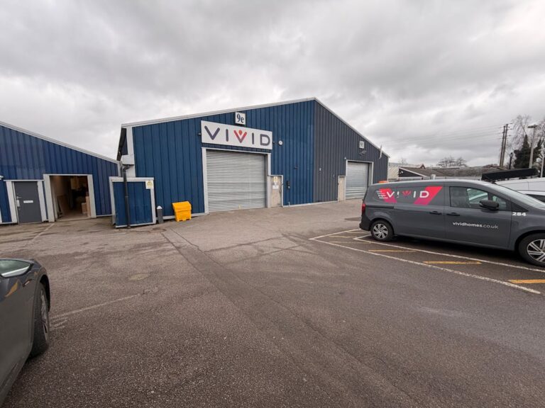 9E Farnham Trading Estate, Farnham