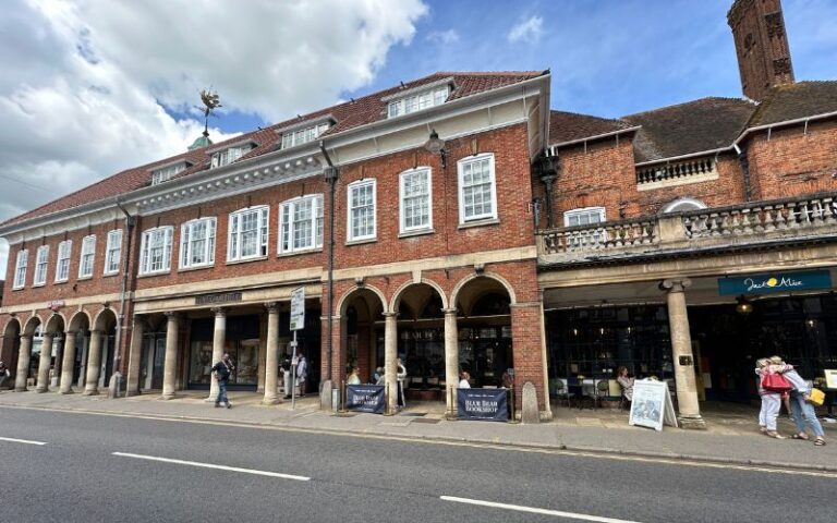 Retail instruction in Farnham’s historic centre