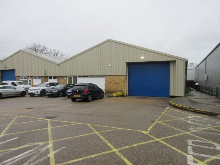 Unit 1A, Byfleet, KT14 7AX