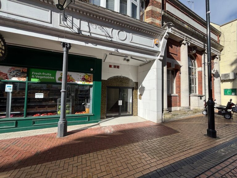 20 Winchester Street, Basingstoke, RG21 7DZ