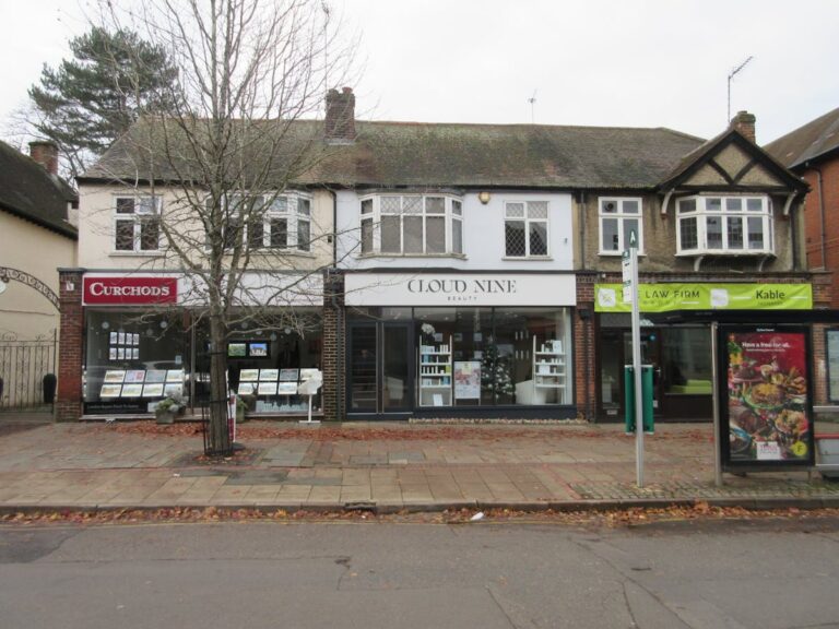 54 Station Approach, West Byfleet