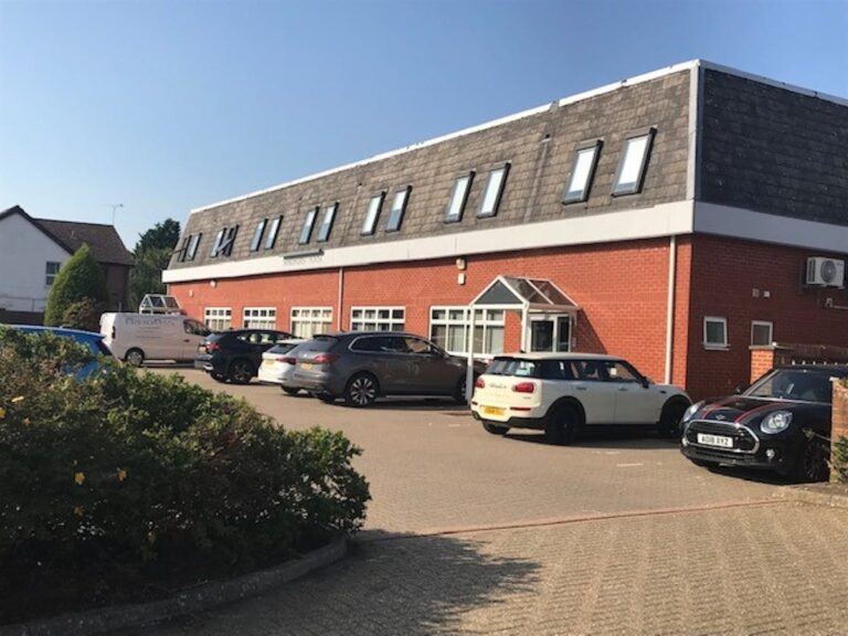 Sandhurst House, Yorktown Road, Sandhurst