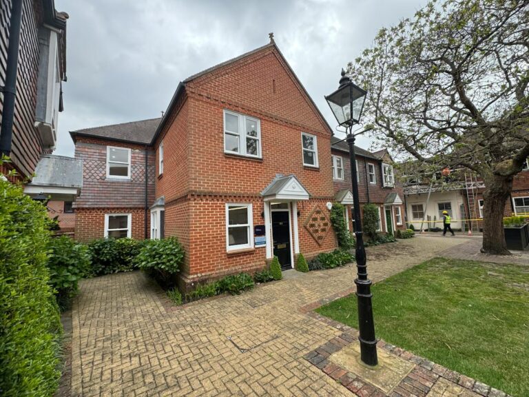 10 Borelli Yard, Farnham, GU9 7NU