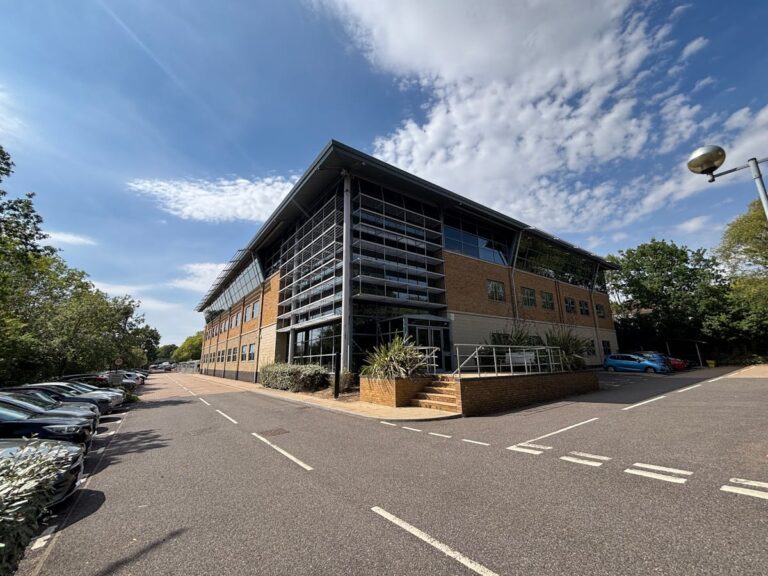 Cromwell Place, Basingstoke, RG24 8YJ