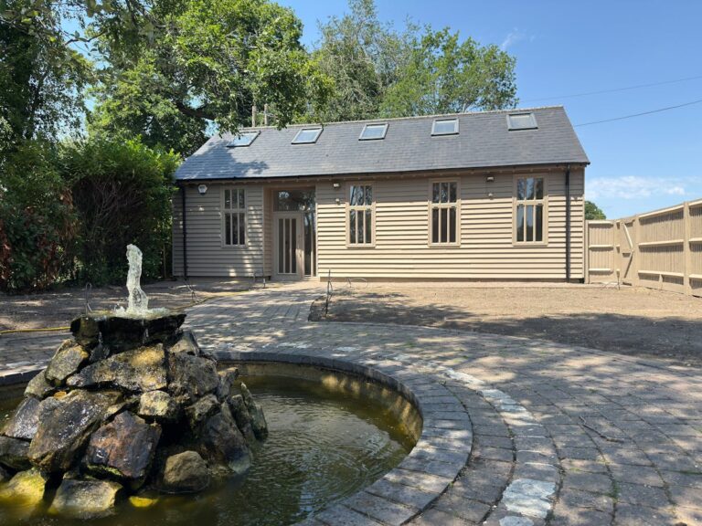 Hockley Lands Estate, Guildford, GU3 3RJ