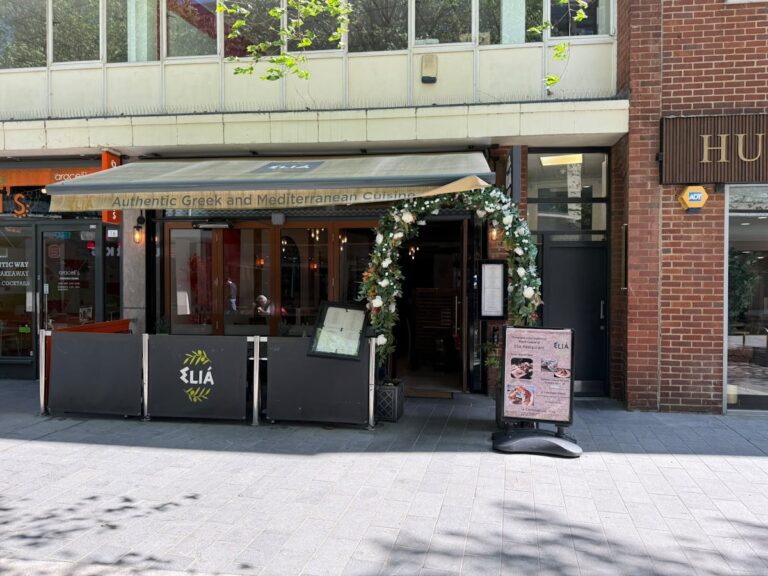 14 Commercial Way, Woking