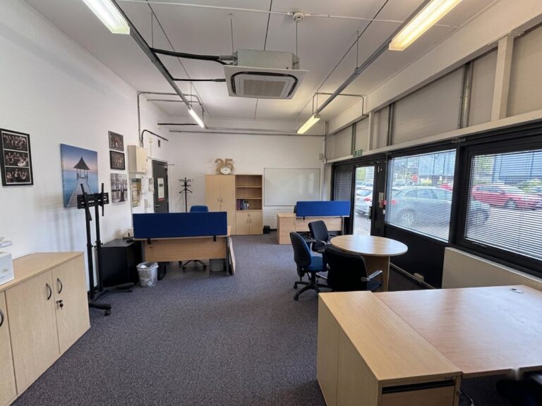 7 The Enterprise Centre, Coxbridge Business Park, Farnham, GU10 5EH