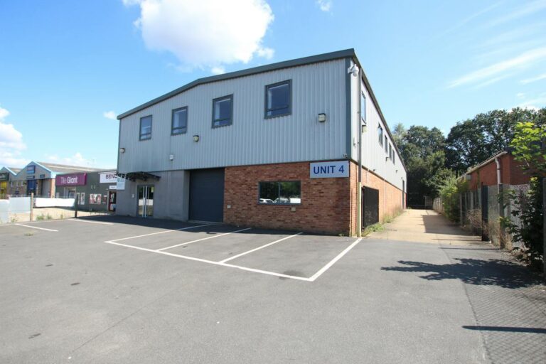 4 Guildford Road Trading Estate, Farnham